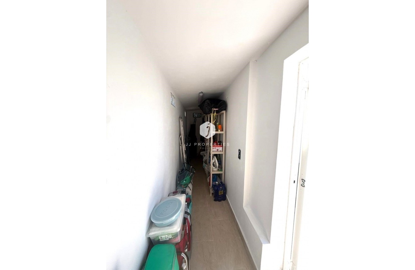 Resale - Bungalow -
Torrevieja - Torretas