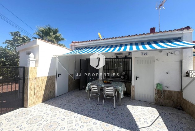 Resale - Bungalow -
Torrevieja - Torretas