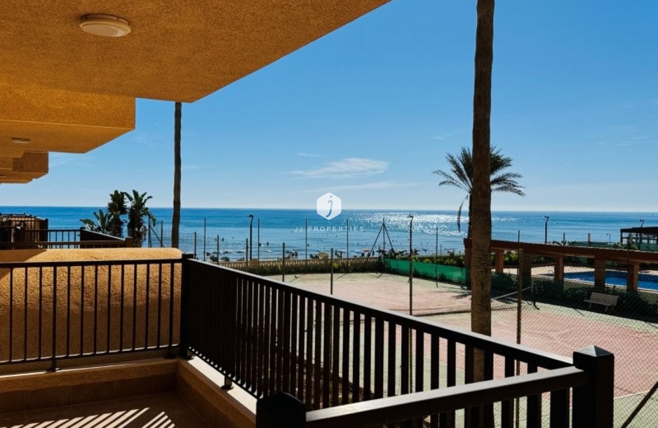 Resale - Apartment / flat -
La Mata - Costa Blanca