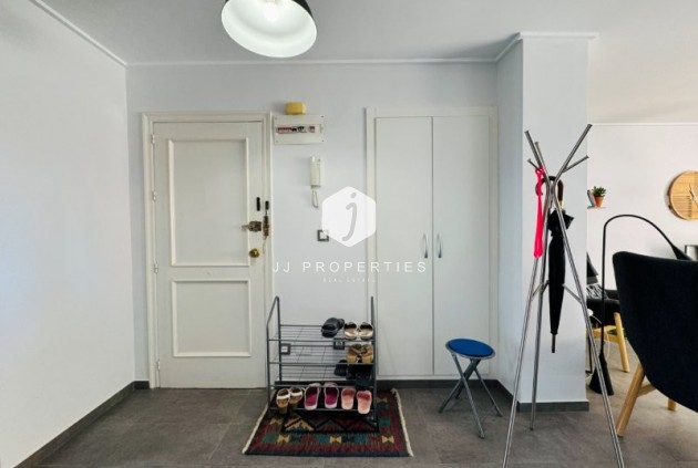 Resale - Apartment / flat -
La Mata - Costa Blanca