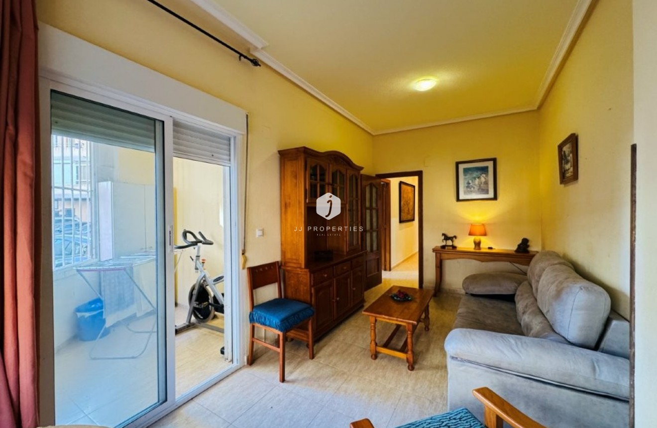 Tweedehands - Appartement / flat -
La Mata - Costa Blanca