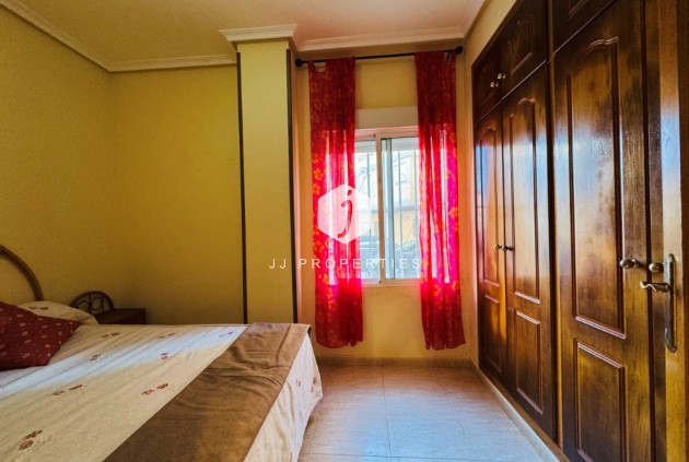 Tweedehands - Appartement / flat -
La Mata - Costa Blanca