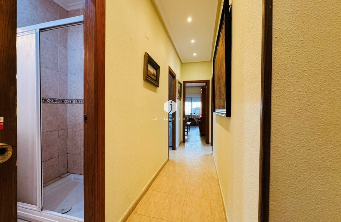 Tweedehands - Appartement / flat -
La Mata - Costa Blanca