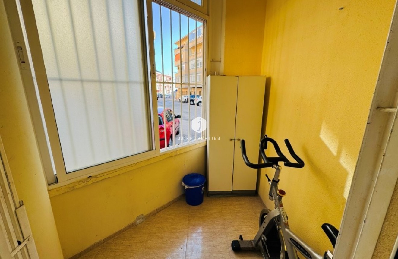 Tweedehands - Appartement / flat -
La Mata - Costa Blanca