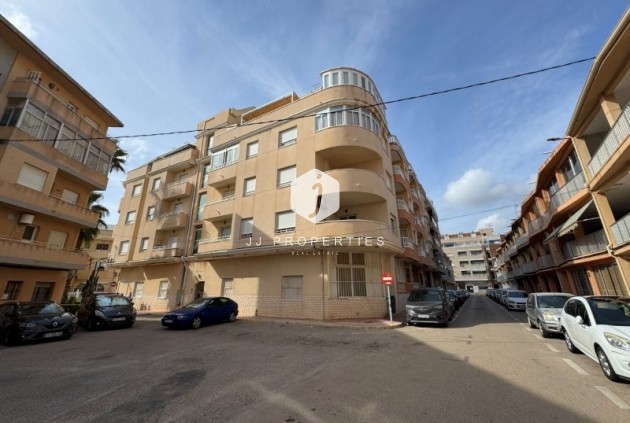 Tweedehands - Appartement / flat -
La Mata - Costa Blanca