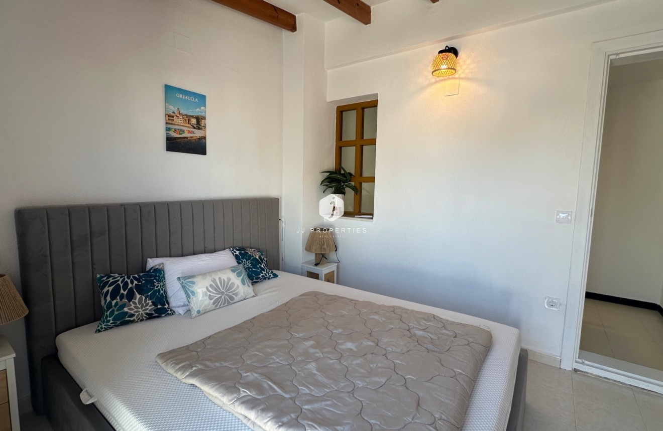 Resale - Chalet -
La Mata - Costa Blanca
