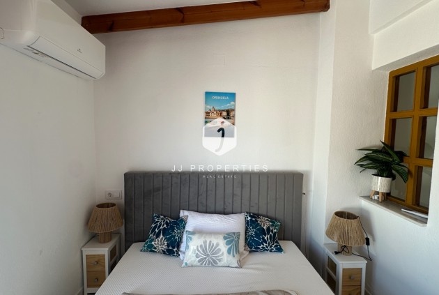 Resale - Chalet -
La Mata - Costa Blanca
