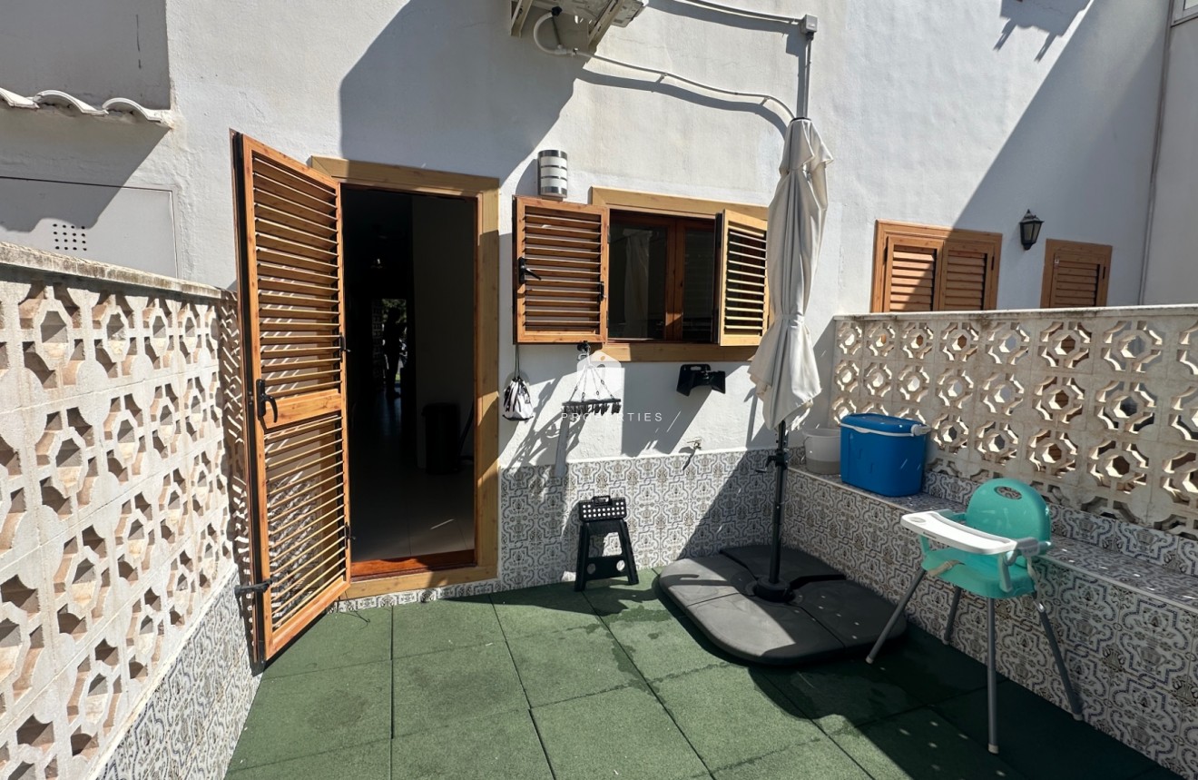 Resale - Chalet -
La Mata - Costa Blanca