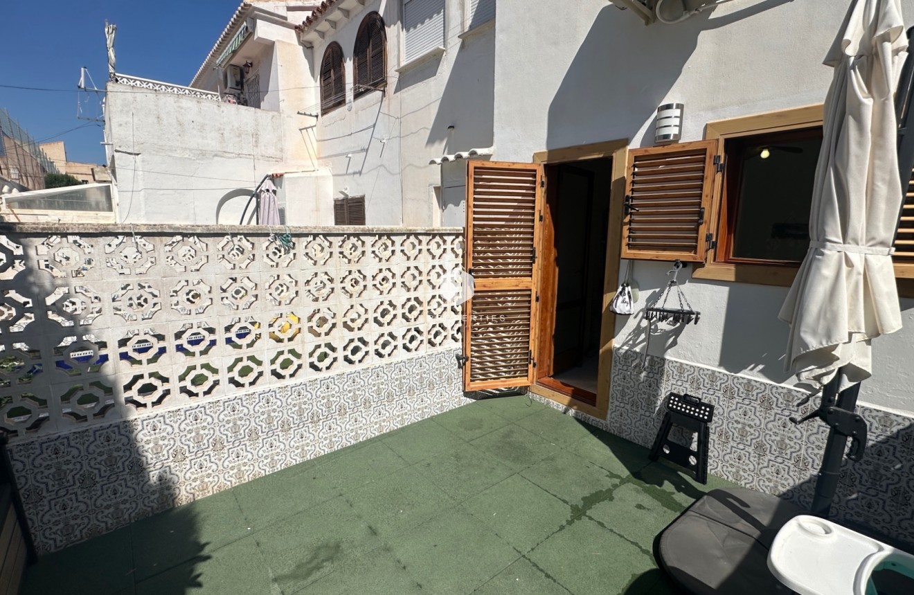 Resale - Chalet -
La Mata - Costa Blanca
