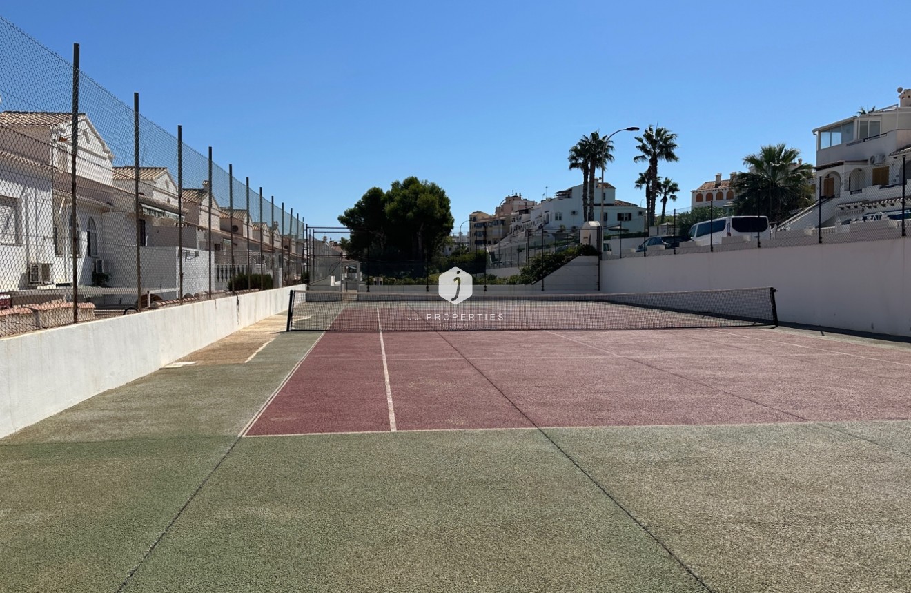 Resale - Chalet -
La Mata - Costa Blanca