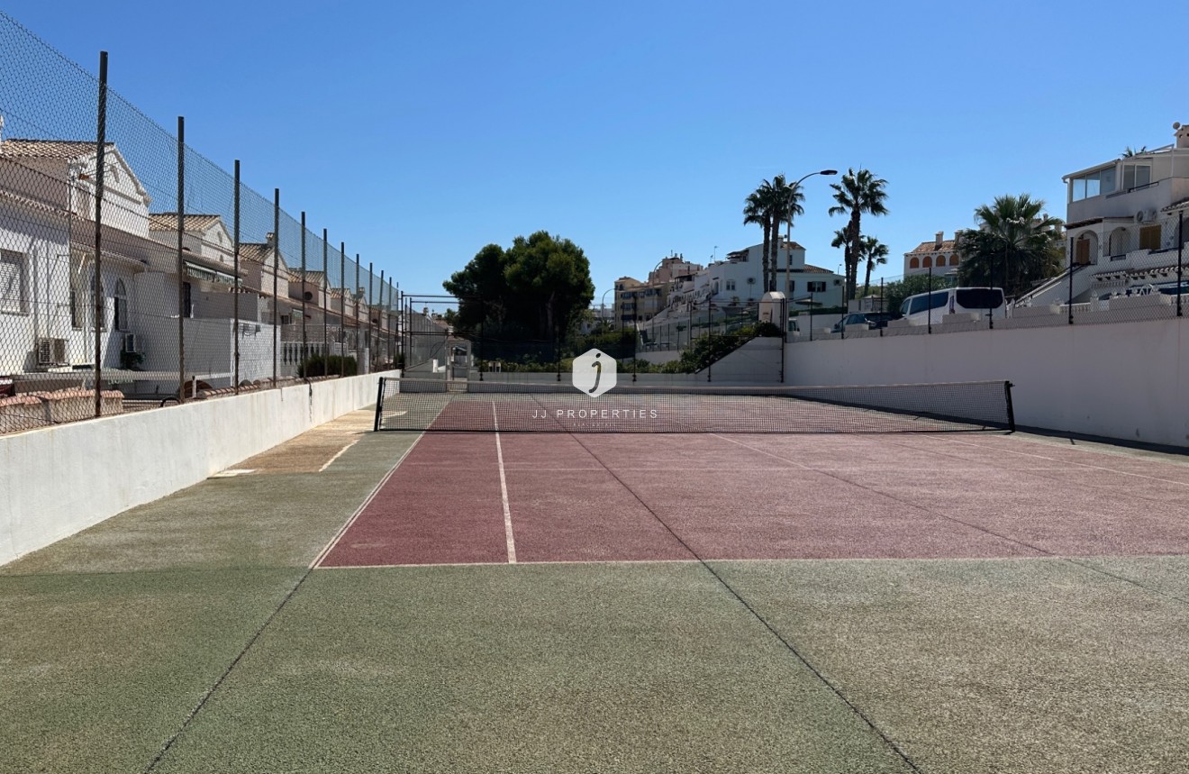 Resale - Chalet -
La Mata - Costa Blanca