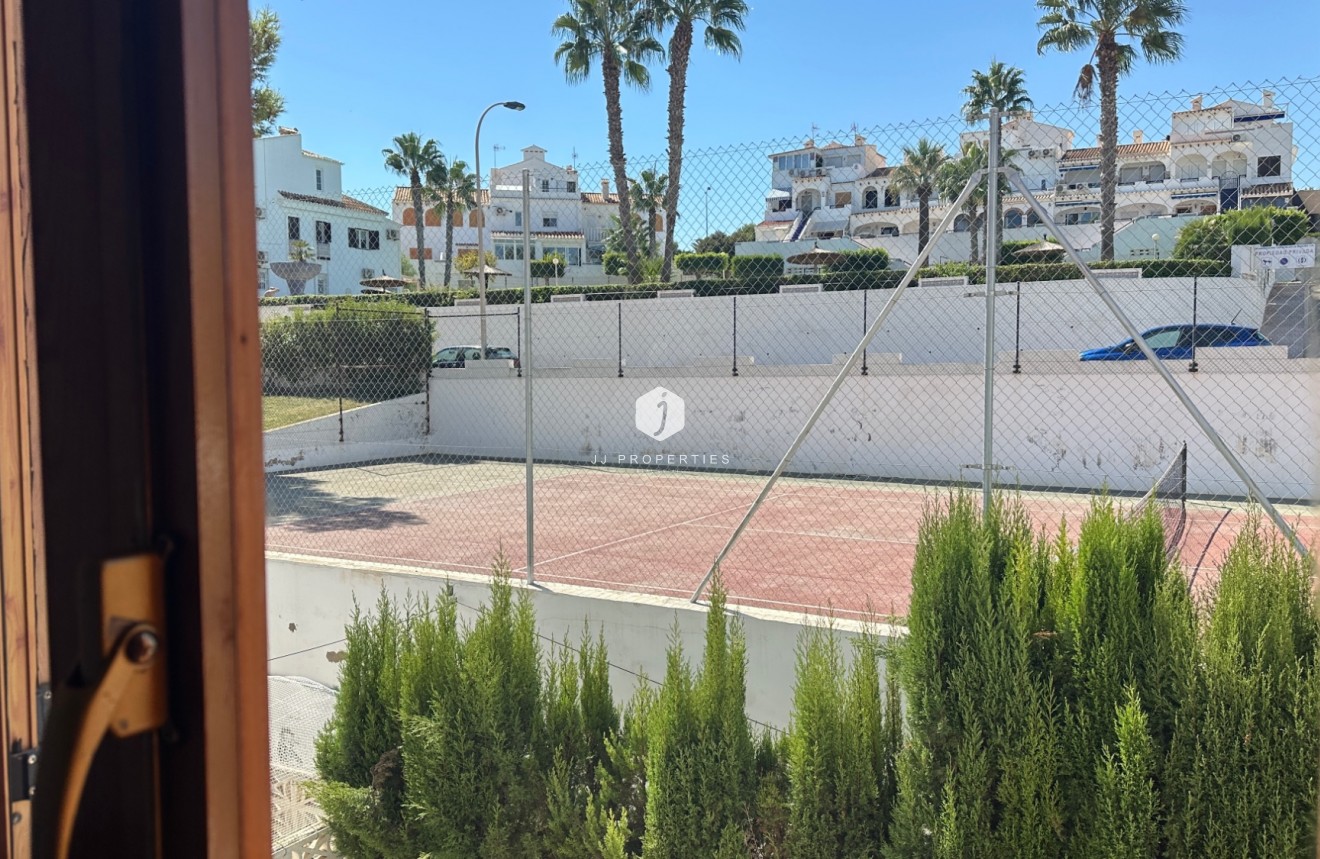 Resale - Chalet -
La Mata - Costa Blanca