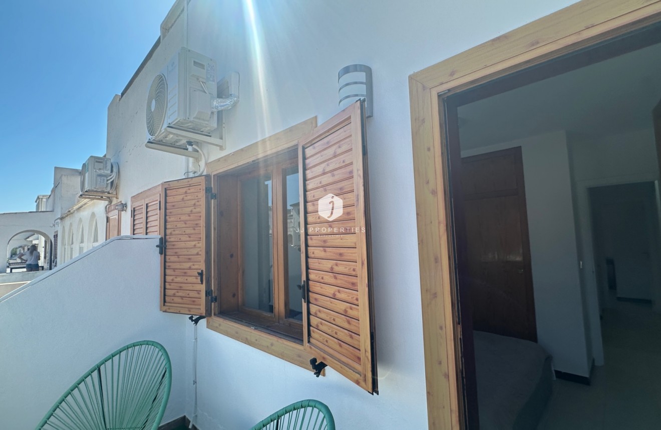 Resale - Chalet -
La Mata - Costa Blanca
