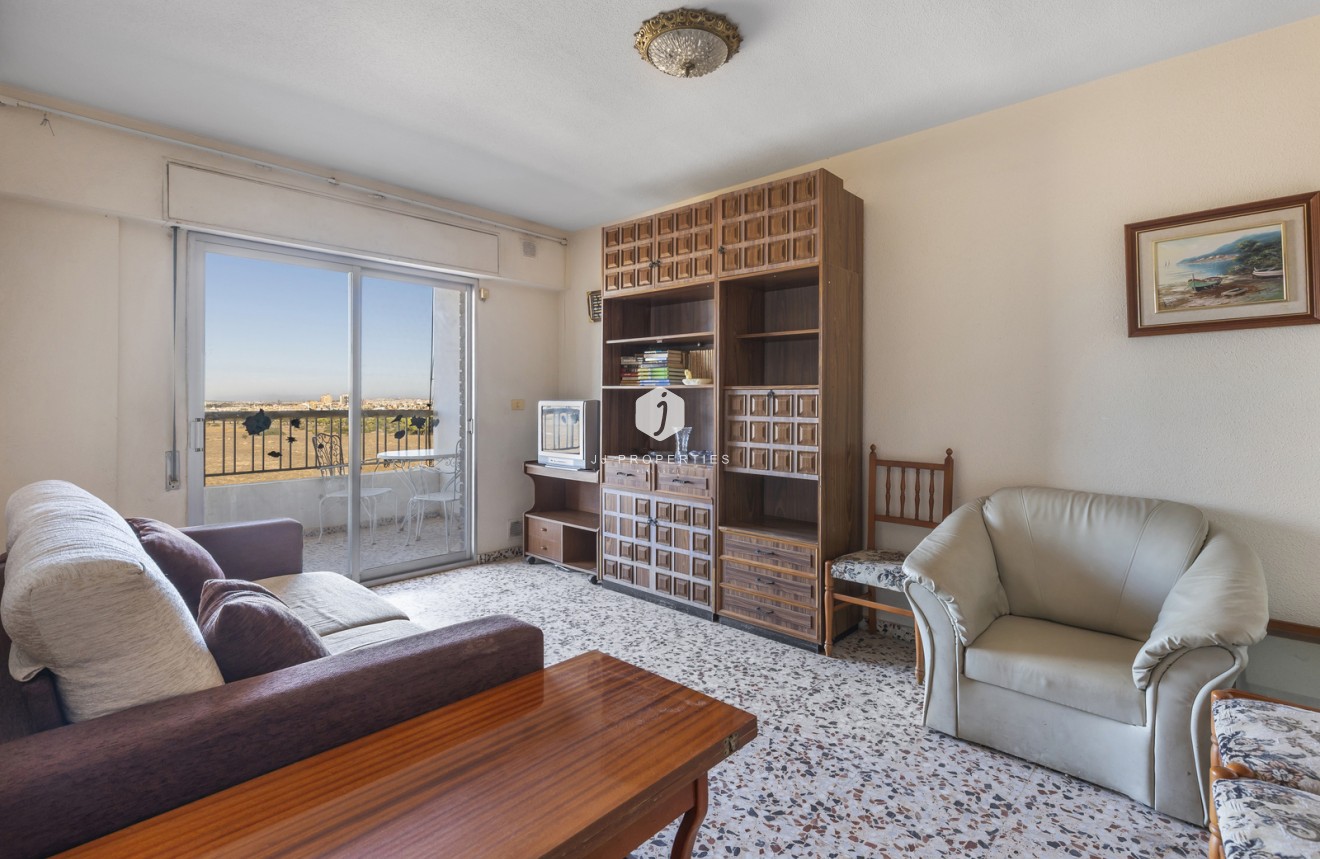 Resale - Apartment / flat -
Torrevieja - Costa Blanca
