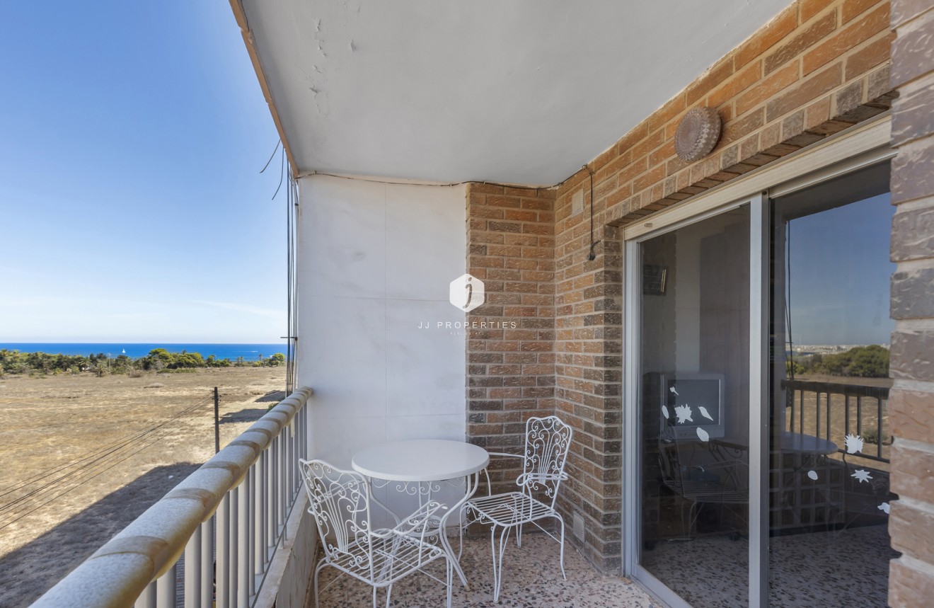 Resale - Apartment / flat -
Torrevieja - Costa Blanca