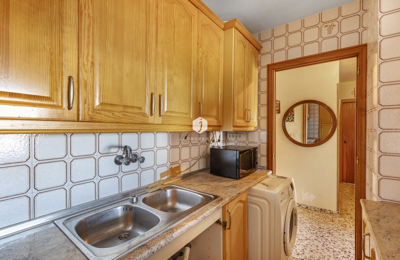Resale - Apartment / flat -
Torrevieja - Costa Blanca
