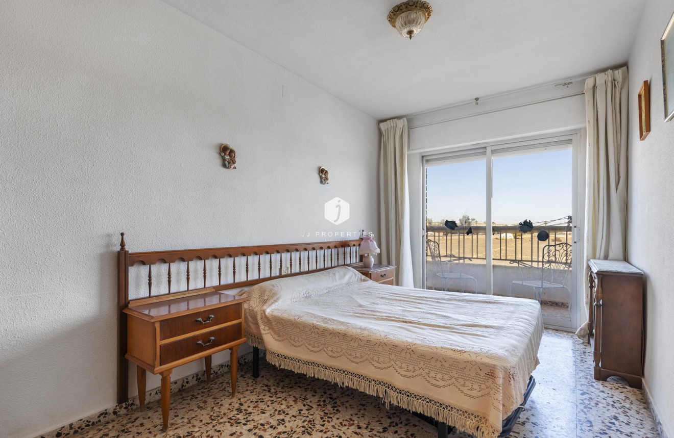 Resale - Apartment / flat -
Torrevieja - Costa Blanca