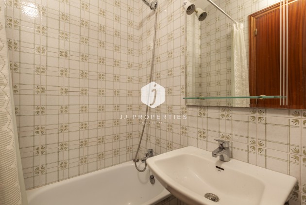 Resale - Apartment / flat -
Torrevieja - Costa Blanca