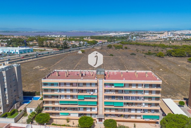 Resale - Apartment / flat -
Torrevieja - Costa Blanca