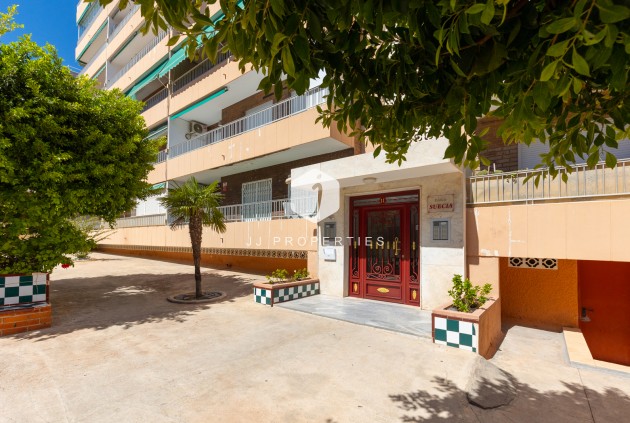 Resale - Apartment / flat -
Torrevieja - Costa Blanca