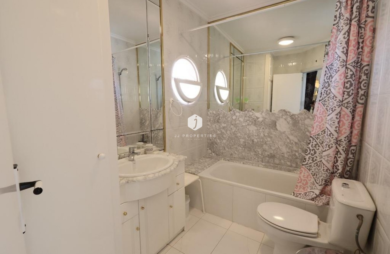 Aus zweiter Hand - Wohnung -
Torrevieja - Costa Blanca
