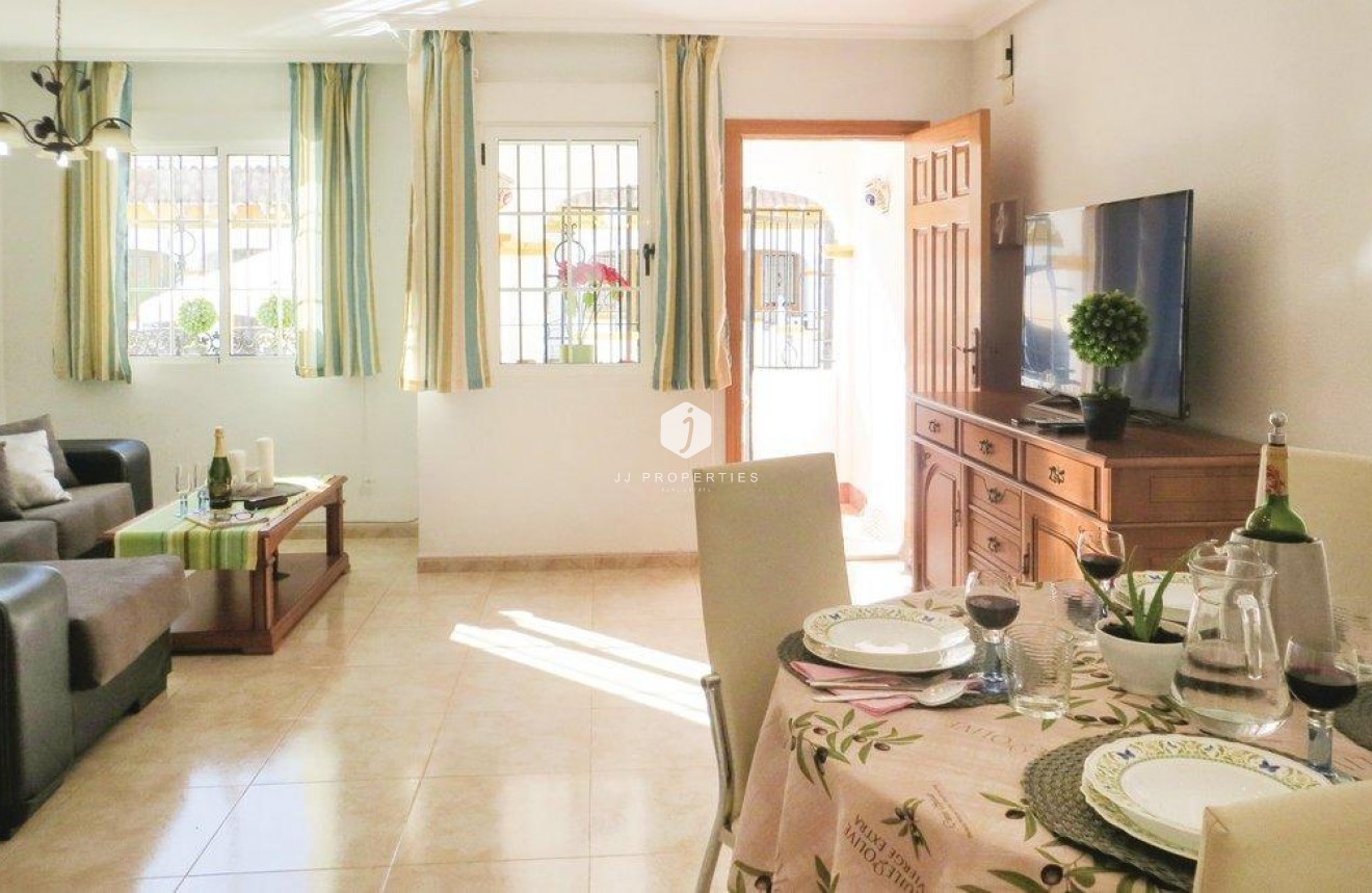 Resale - Chalet -
Torrevieja - Carrefour