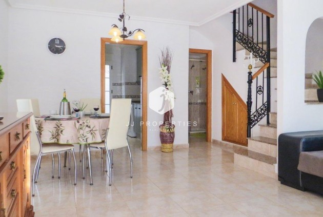Resale - Chalet -
Torrevieja - Carrefour