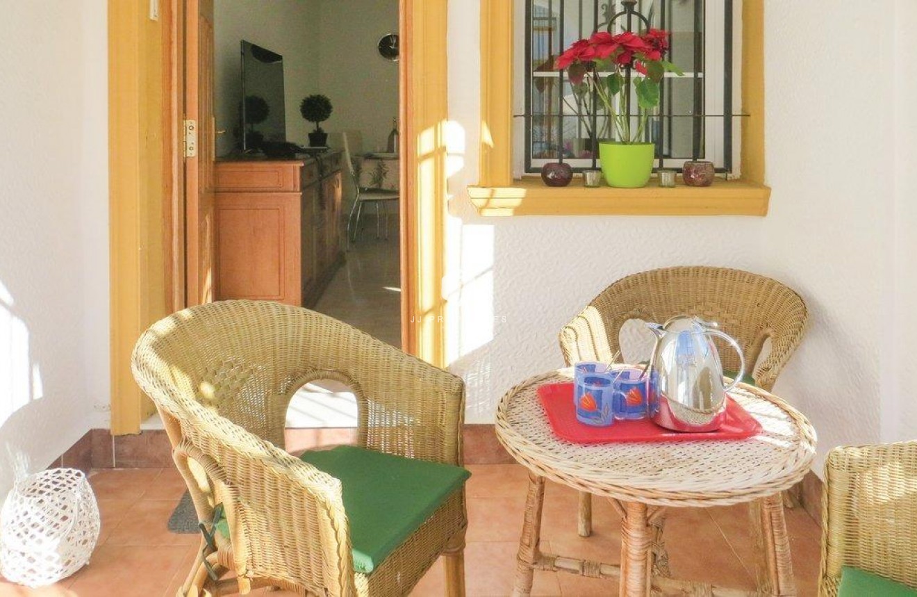 Resale - Chalet -
Torrevieja - Carrefour