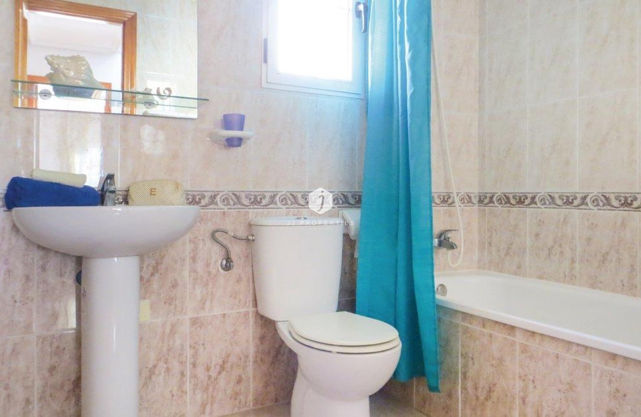 Resale - Chalet -
Torrevieja - Carrefour