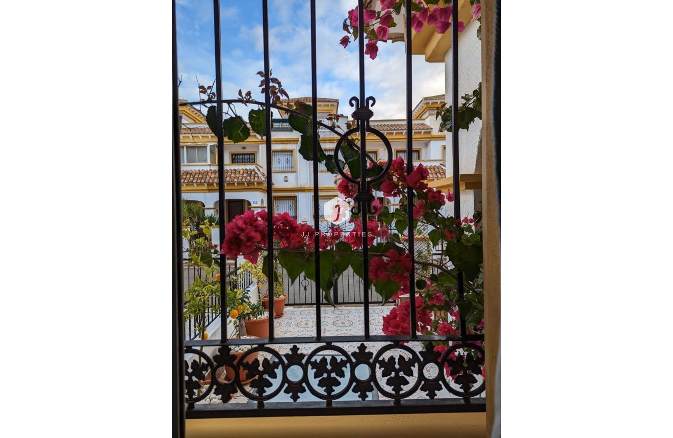Resale - Chalet -
Torrevieja - Carrefour