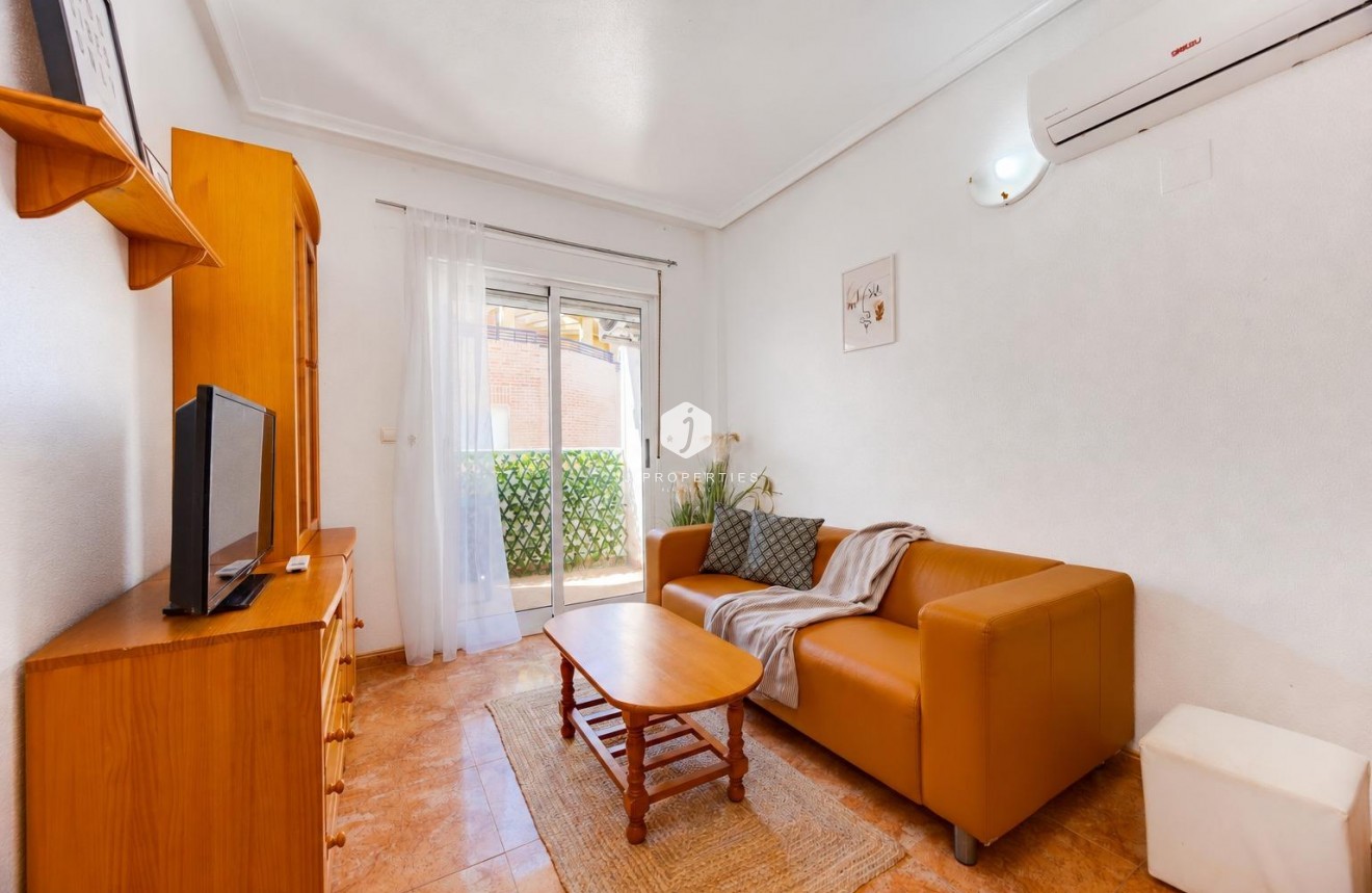 Aus zweiter Hand - Wohnung -
Torrevieja - Centro