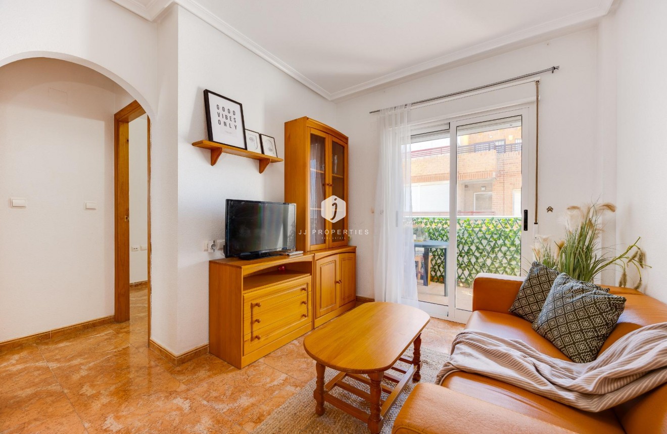 Aus zweiter Hand - Wohnung -
Torrevieja - Centro