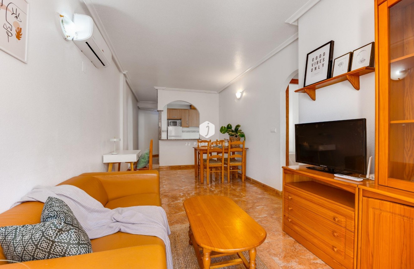 Aus zweiter Hand - Wohnung -
Torrevieja - Centro