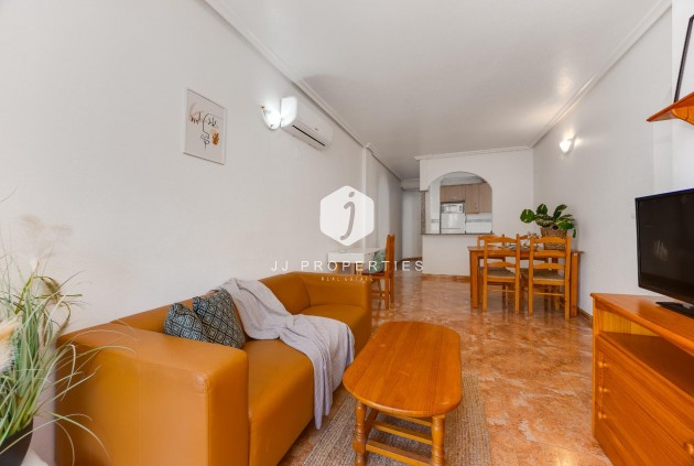 Aus zweiter Hand - Wohnung -
Torrevieja - Centro