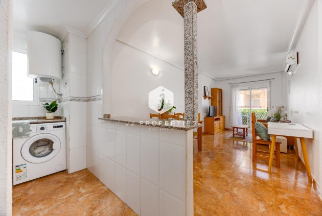 Aus zweiter Hand - Wohnung -
Torrevieja - Centro
