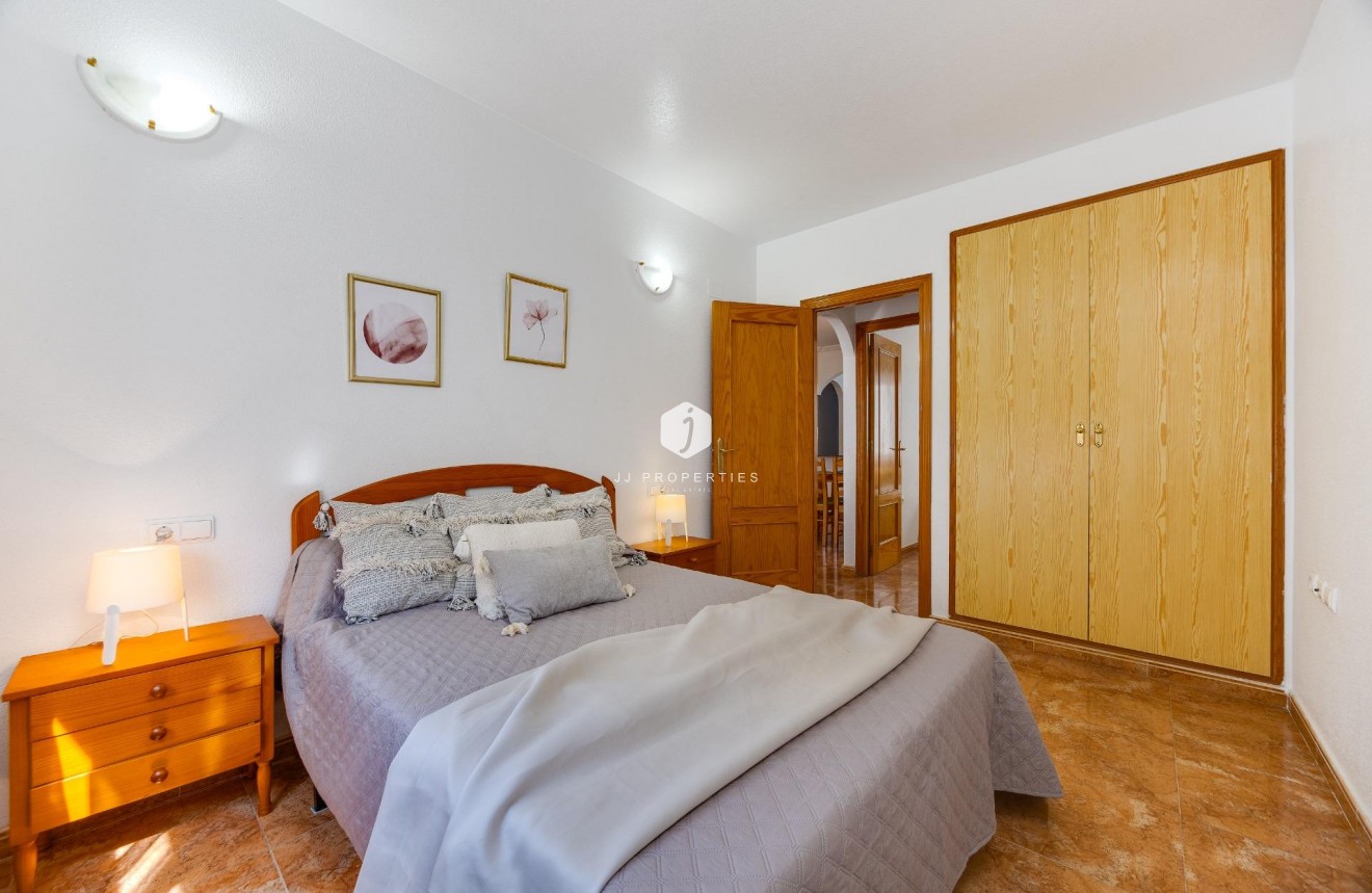Aus zweiter Hand - Wohnung -
Torrevieja - Centro