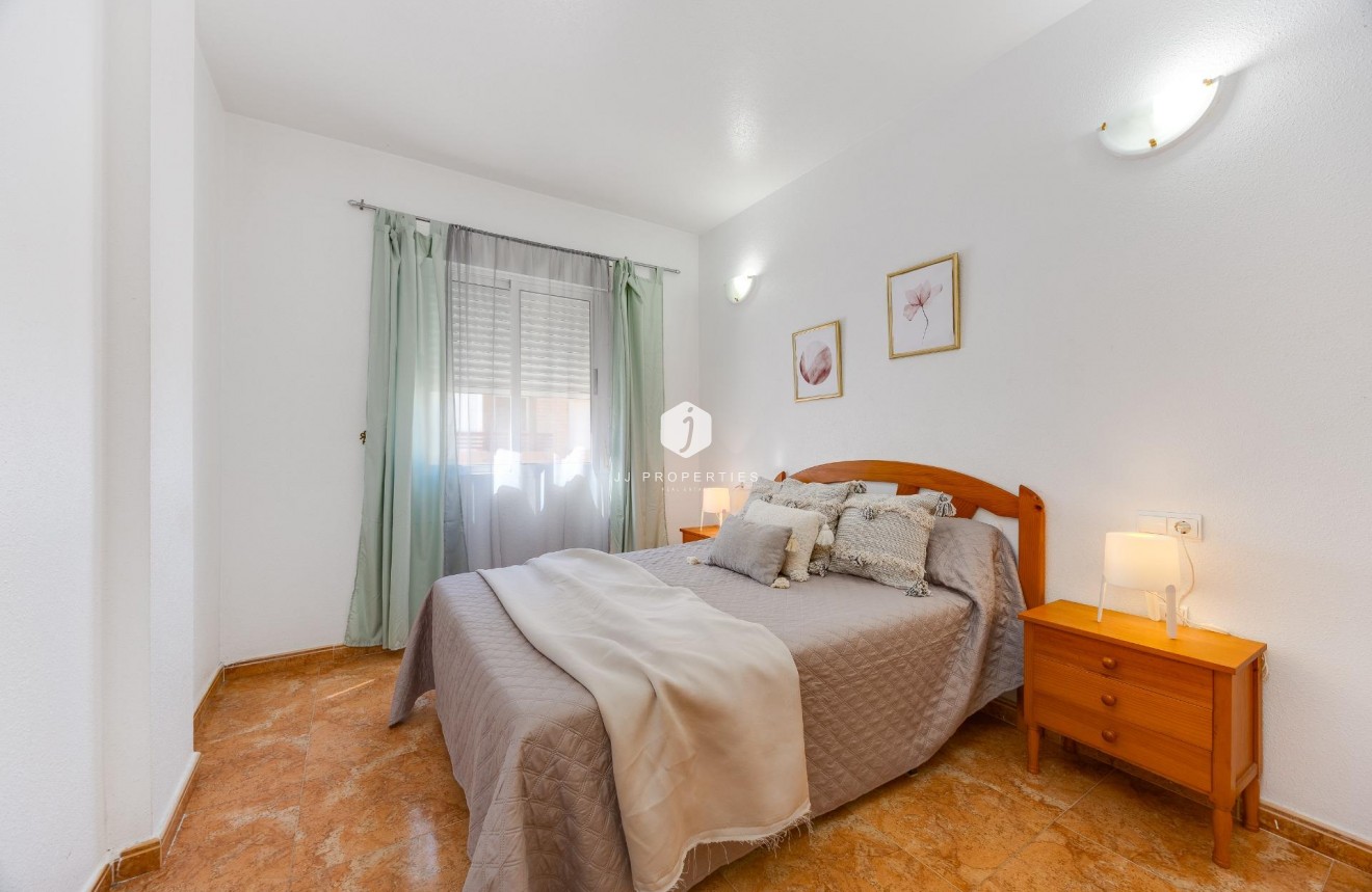 Aus zweiter Hand - Wohnung -
Torrevieja - Centro