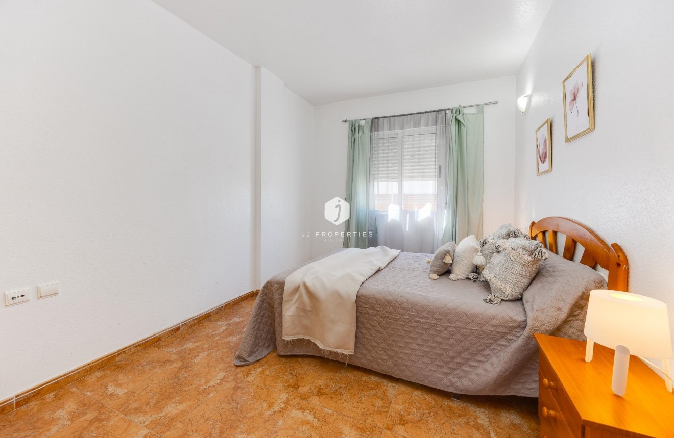 Aus zweiter Hand - Wohnung -
Torrevieja - Centro
