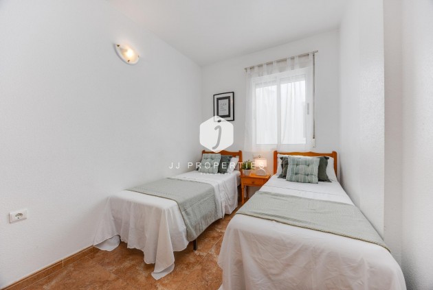 Aus zweiter Hand - Wohnung -
Torrevieja - Centro