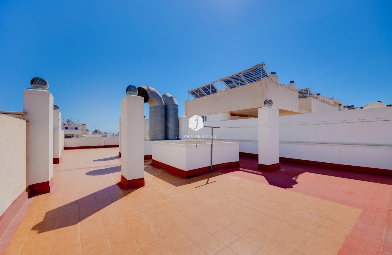 Aus zweiter Hand - Wohnung -
Torrevieja - Centro