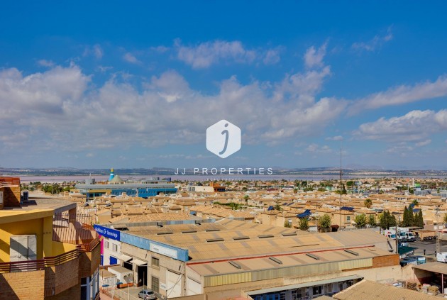 Aus zweiter Hand - Wohnung -
Torrevieja - Centro