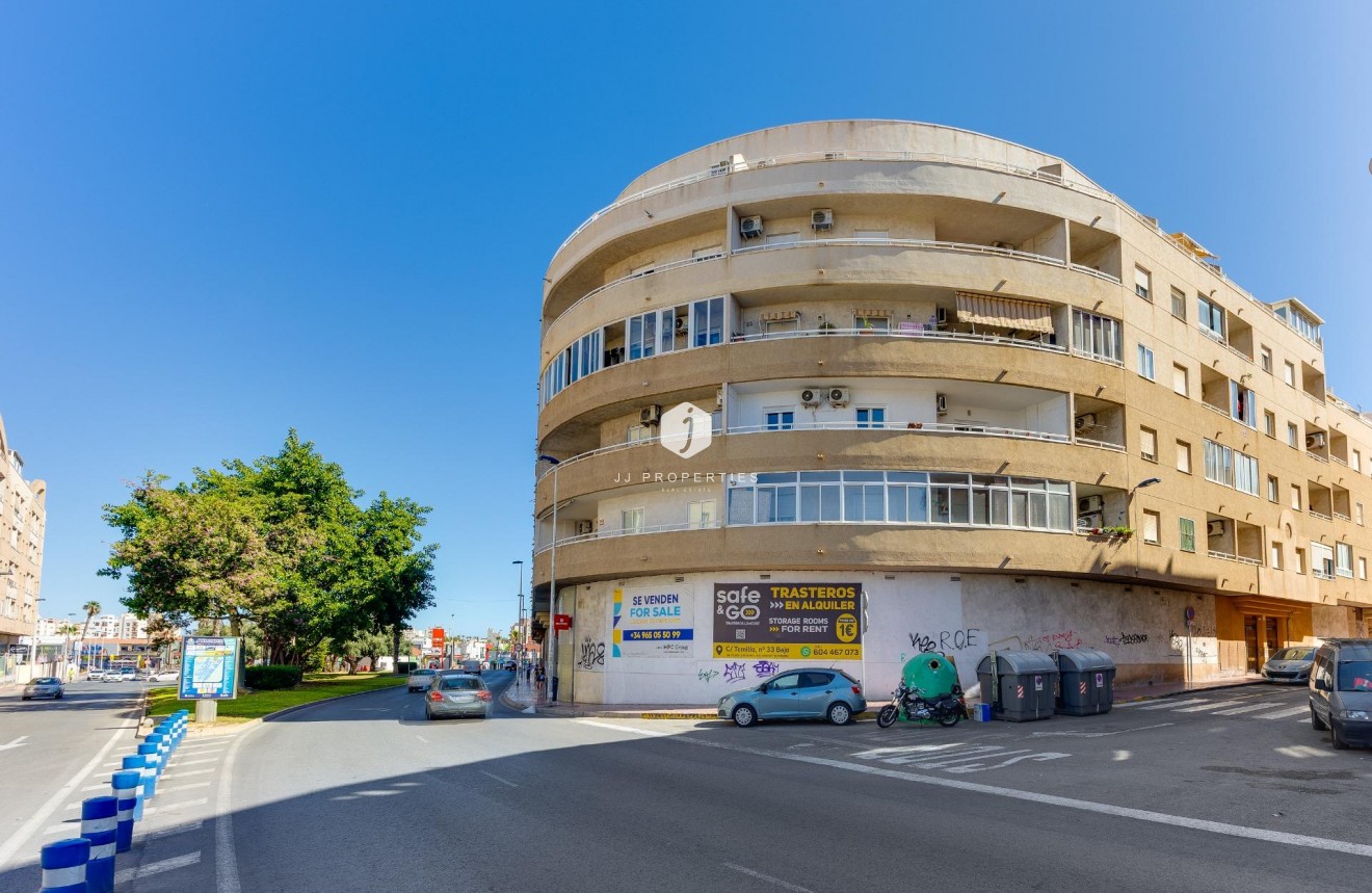 Aus zweiter Hand - Wohnung -
Torrevieja - Centro
