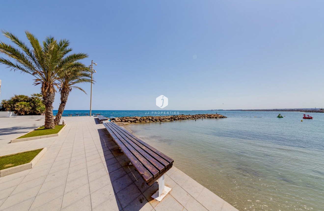 Aus zweiter Hand - Wohnung -
Torrevieja - Centro
