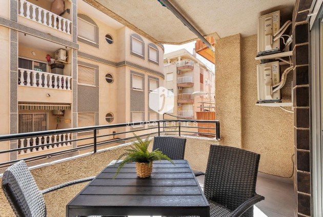 Resale - Apartment / flat -
Torrevieja - Playa de los Locos