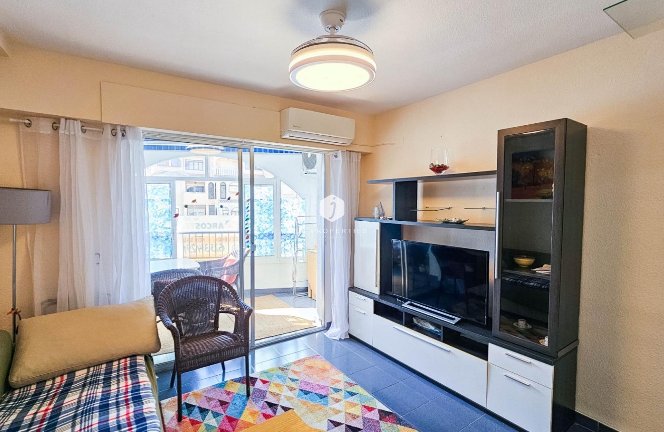 Resale - Apartment / flat -
Torrevieja - PARQUE DE LAS NACIONES