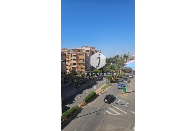 Resale - Apartment / flat -
Torrevieja - PARQUE DE LAS NACIONES