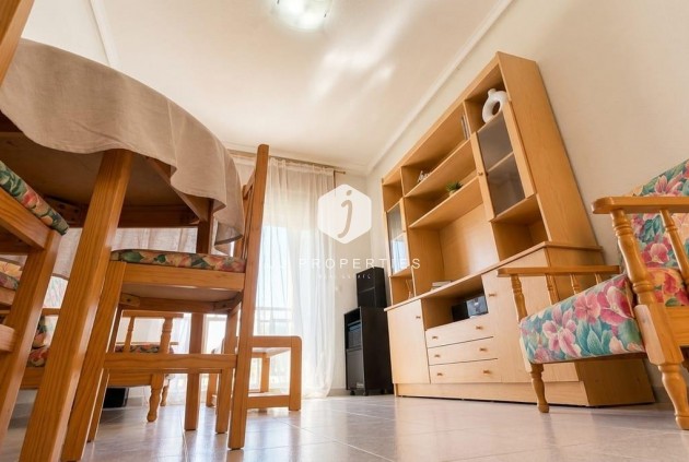 Resale - Apartment / flat -
Torrevieja - La Siesta - El Salado - Torreta