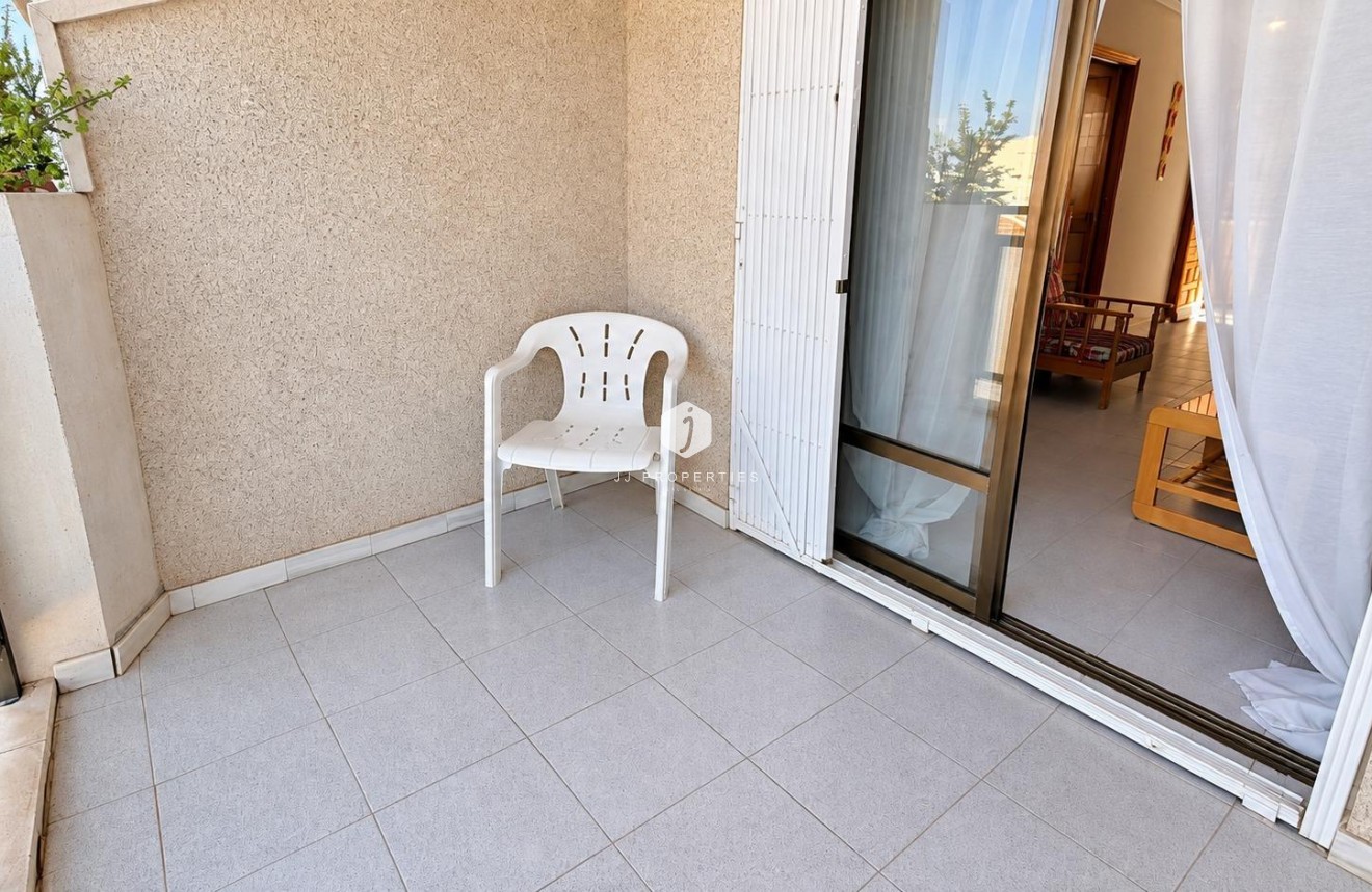 Resale - Apartment / flat -
Torrevieja - La Siesta - El Salado - Torreta