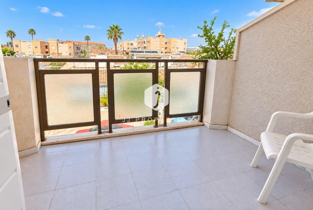 Resale - Apartment / flat -
Torrevieja - La Siesta - El Salado - Torreta