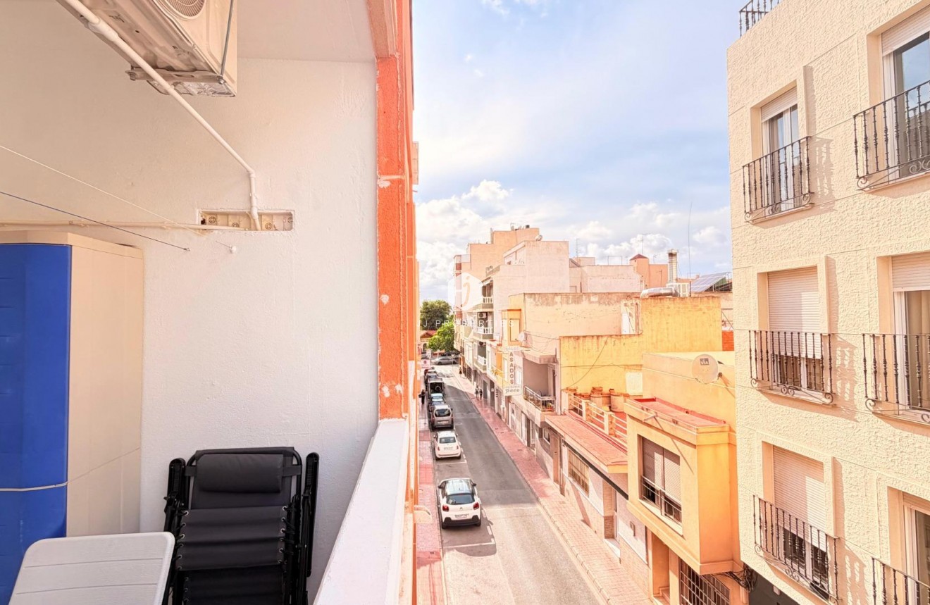 Aus zweiter Hand - Wohnung -
Torrevieja - Centro - Muelle Pesquero